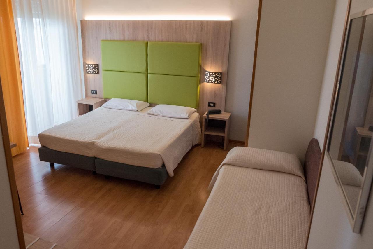Hotel St Gregory Park Rimini Dış mekan fotoğraf