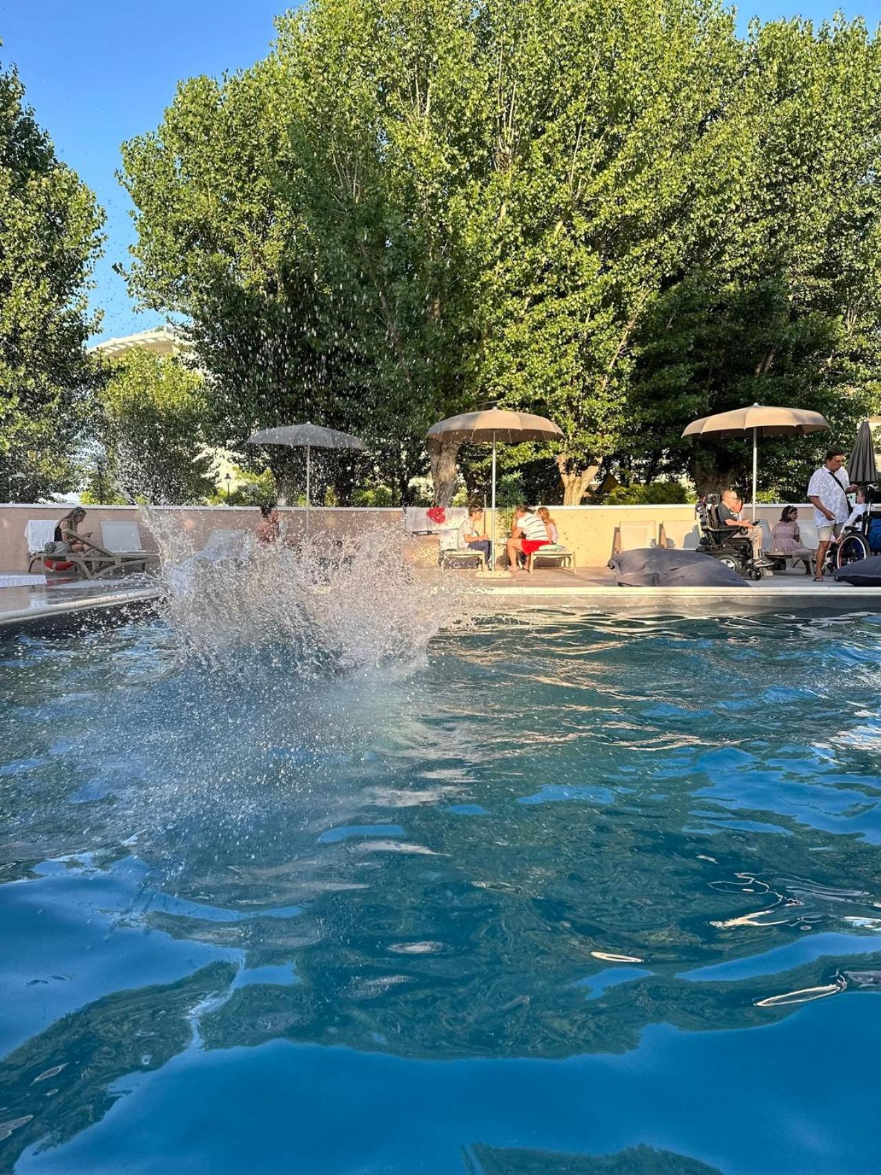 Hotel St Gregory Park Rimini Dış mekan fotoğraf