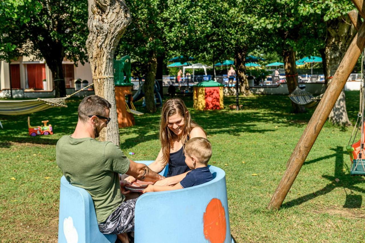 Hotel St Gregory Park Rimini Dış mekan fotoğraf
